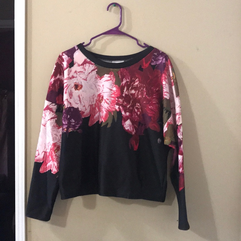 Long sleeve top